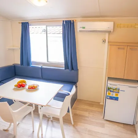 Happy Camp Mobile Homes In Butterfly Camping Village Peschiera del Garda Exterior photo